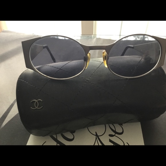 Rare vintage Chanel sunglasses - Picture 6 of 6